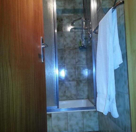 تختخواب و صبحانه Haus Karwendelblick