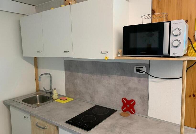 צימר Haus Lasaun