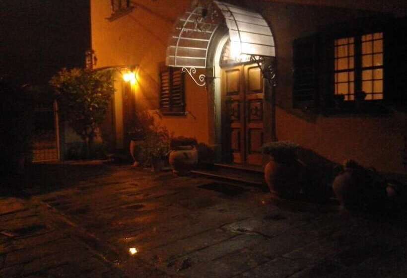 مبيت وإفطار La Convenienza