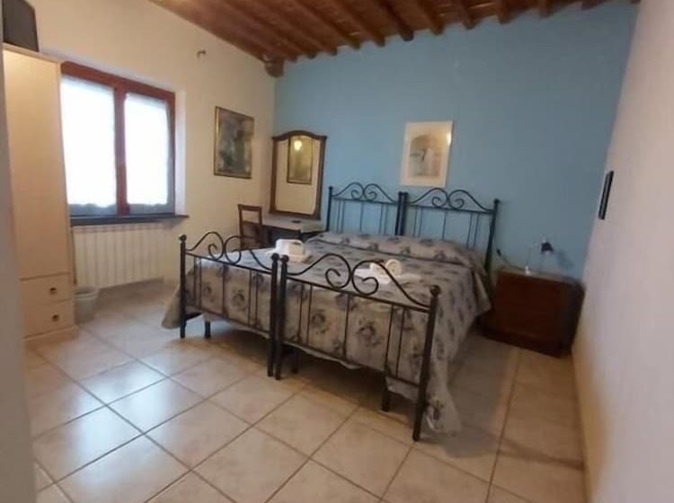 مبيت وإفطار La Convenienza