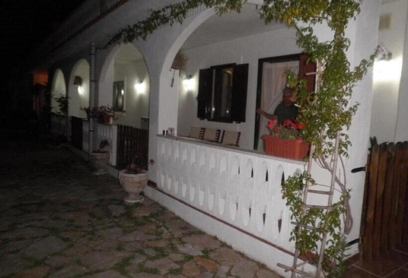 住宿加早餐  La Formichina