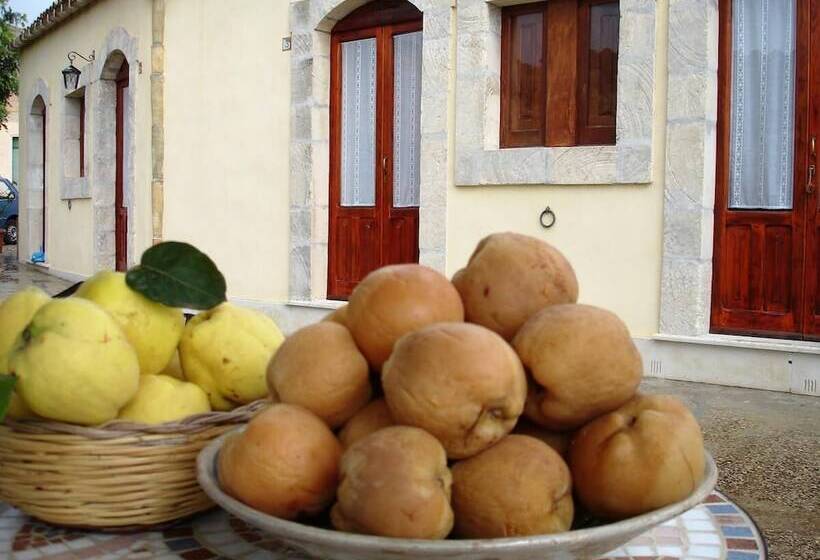 تختخواب و صبحانه La Suma Sumalia