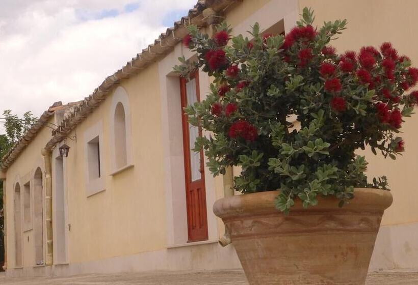 تختخواب و صبحانه La Suma Sumalia