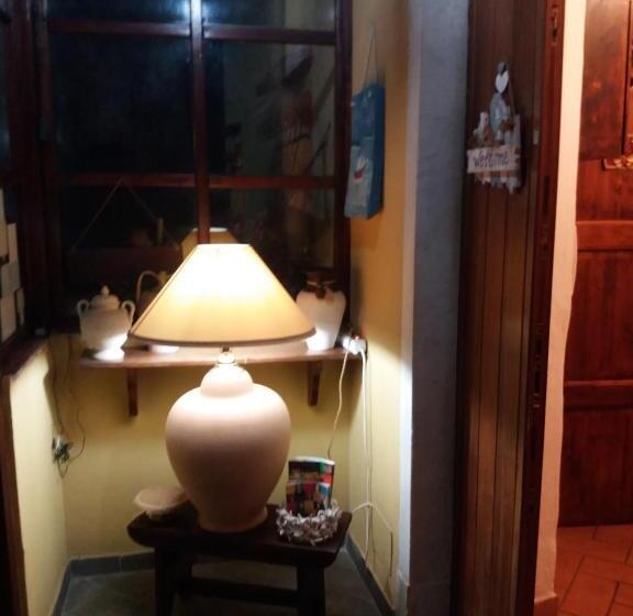 تختخواب و صبحانه Le Travi