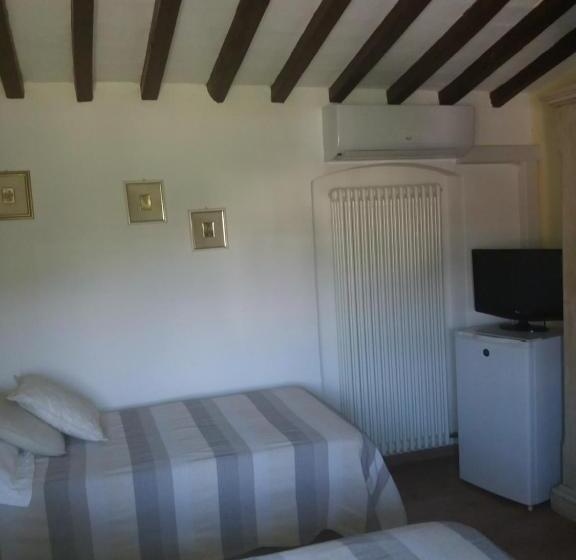 تختخواب و صبحانه Le Travi