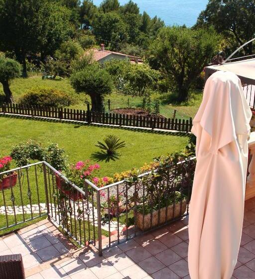 Bed And Breakfast Nefer