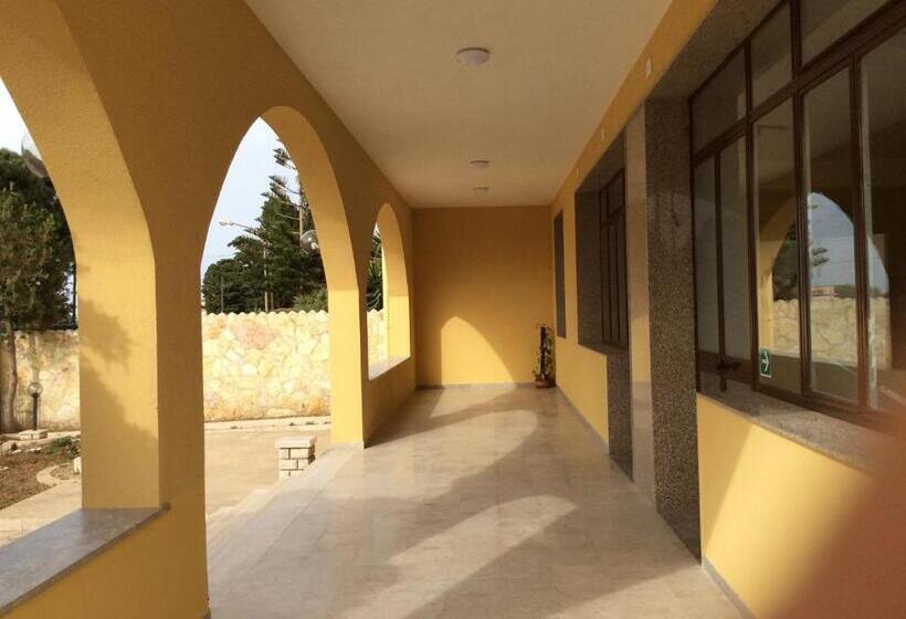 مبيت وإفطار Orlando Vacanze Camere