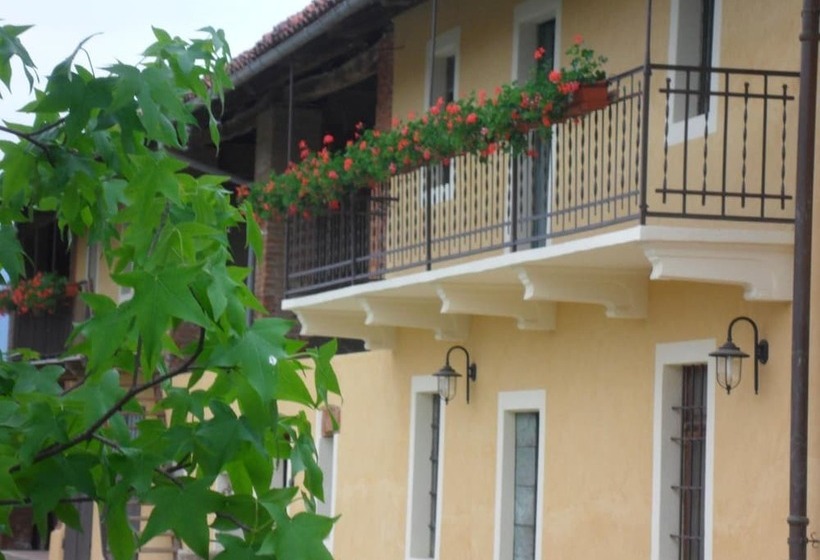 ベッドアンドブレックファースト Quattro Gatti