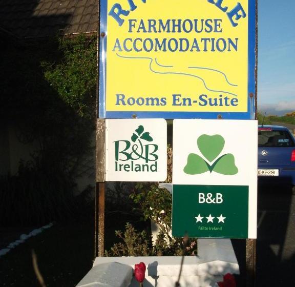 住宿加早餐 Riverdale Farmhouse