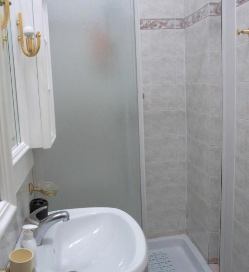 مبيت وإفطار Villa Axa