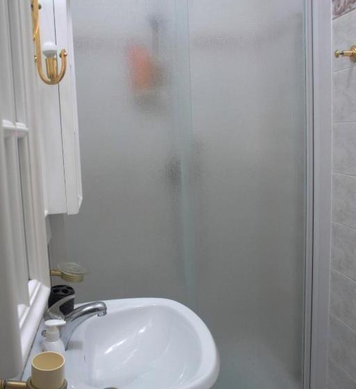 مبيت وإفطار Villa Axa