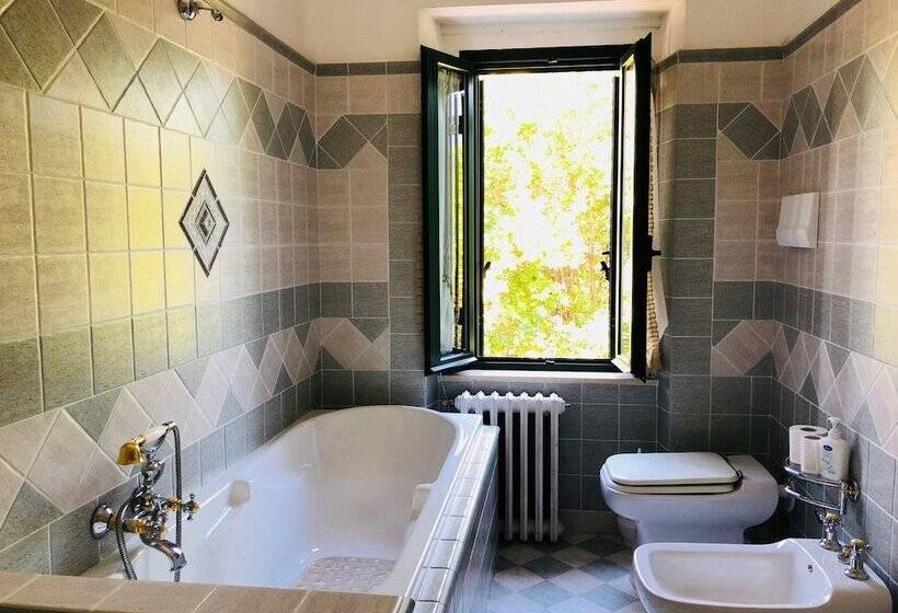 مبيت وإفطار Villa Berghella