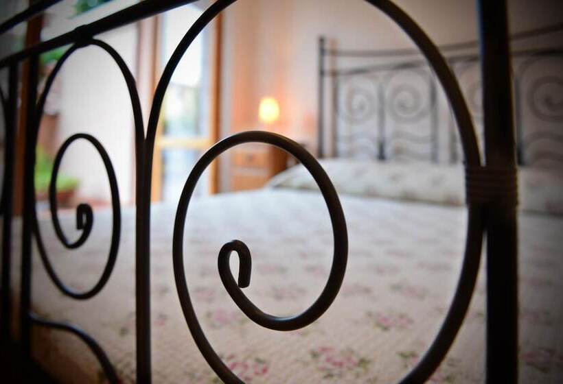 住宿加早餐  Villa Etruria Guest House