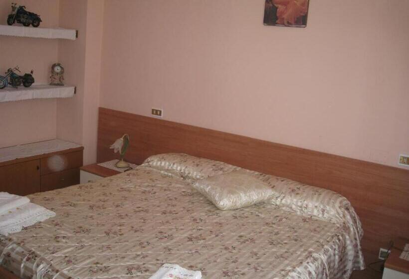 تختخواب و صبحانه Villa Naclerio