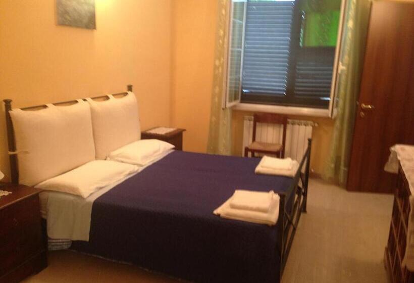 تختخواب و صبحانه Villa Naclerio