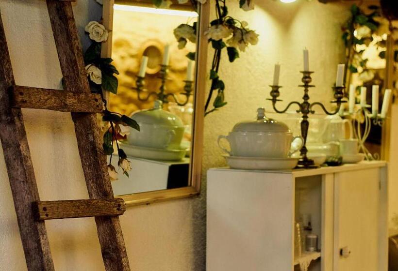 مبيت وإفطار Villa Tamara Country & Spa Suites