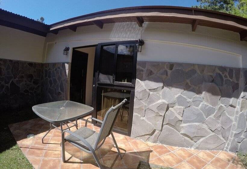 Boquete Lodge Hostel