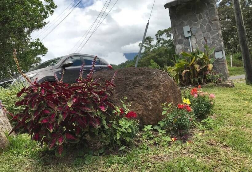 Boquete Lodge Hostel