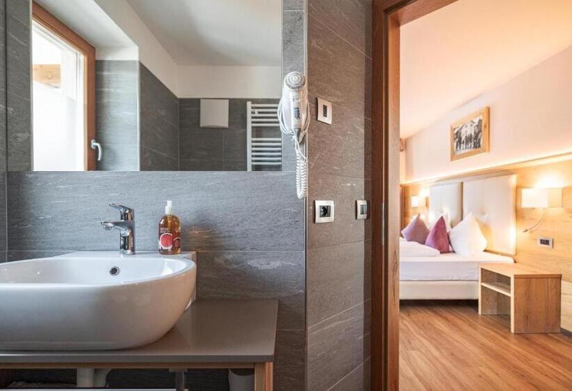 ホテル Albergo Belvedere