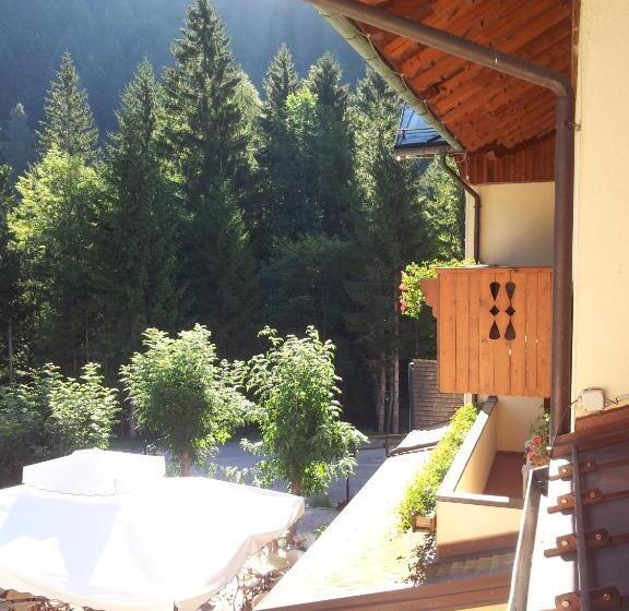 ホテル Albergo Nuoitas