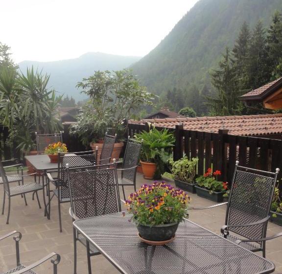 בית מלון כפרי Albergo Ristorante La Pigna