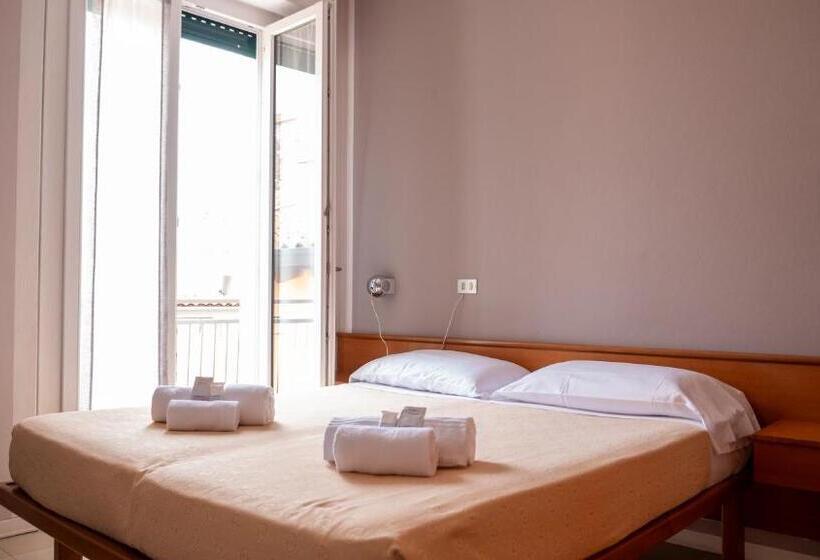 هتل Albergo Tecla