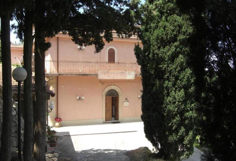 호텔 Albergo Villa Nobile