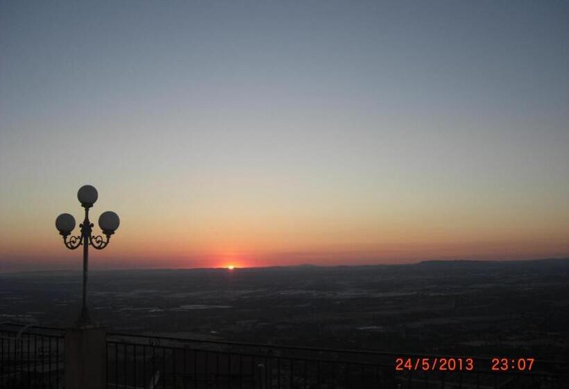 호텔 Albergo Villa Nobile