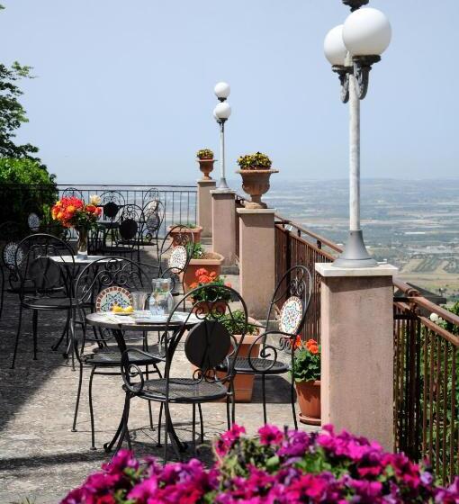 호텔 Albergo Villa Nobile