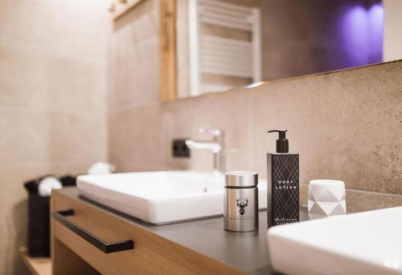 בית מלון כפרי Andermax