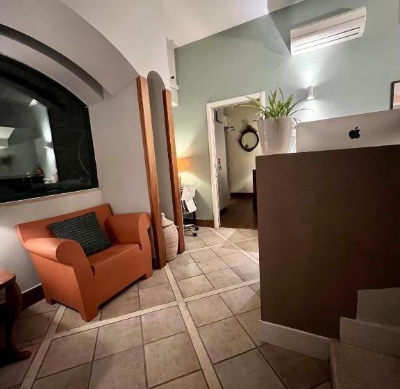 هتل Bella Napoli Ristorante & Spa