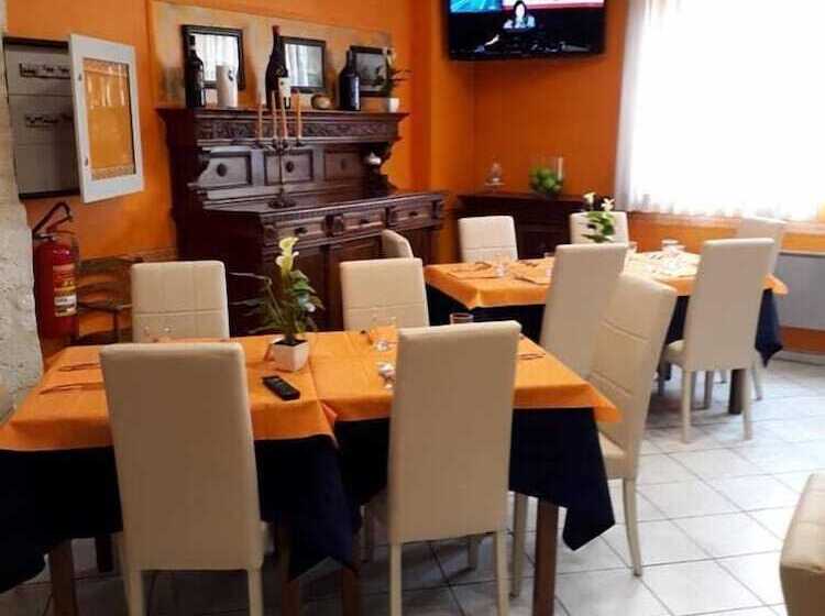 בית מלון כפרי Cascia Ristorante