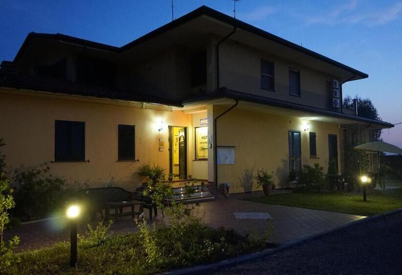 فندق Cecco Di Nara