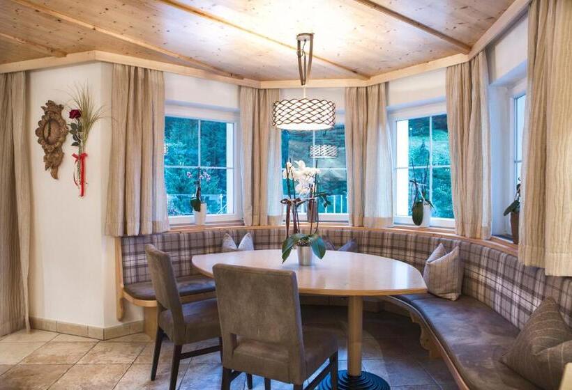 호텔 Comploj Adults Only