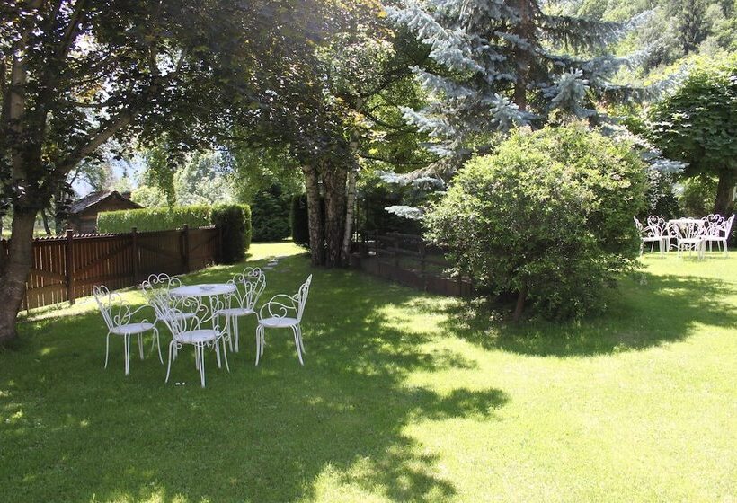 בית מלון כפרי Des Roses