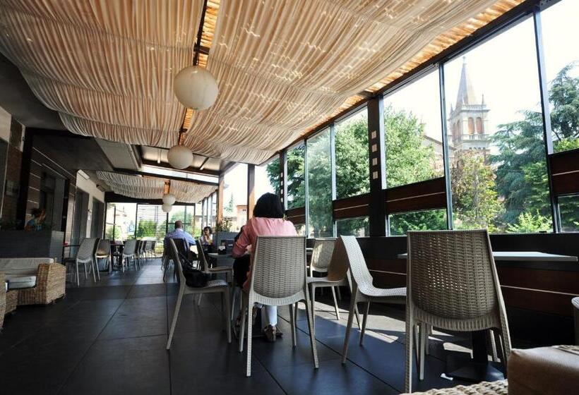 בית מלון כפרי Drake