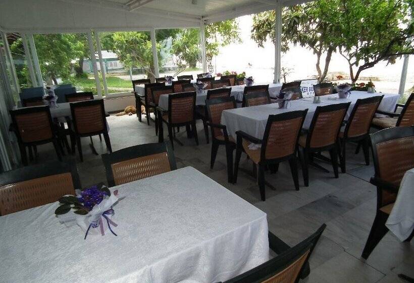 Отель Eker Bermuda