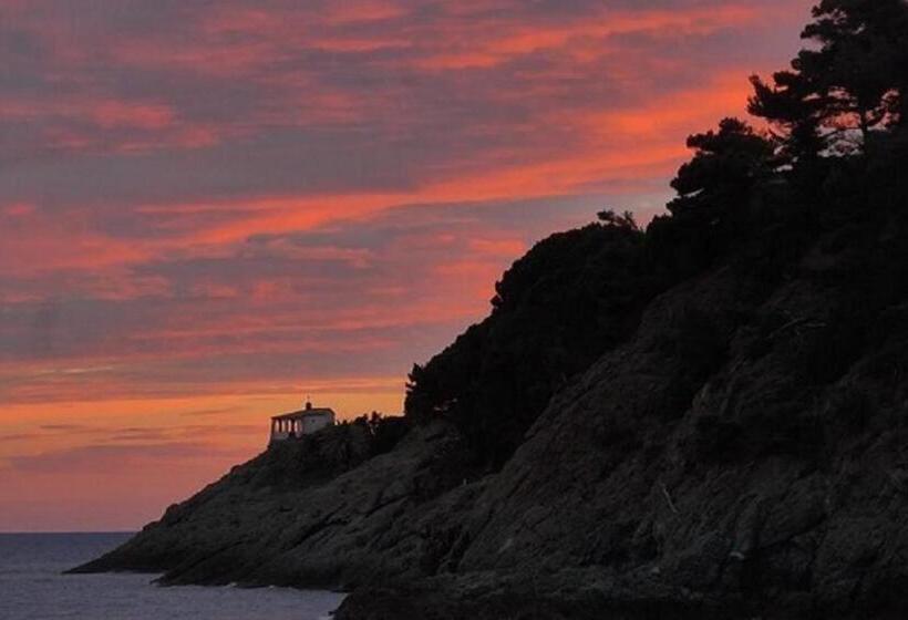 בית מלון כפרי Feluca