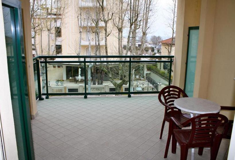 酒店 Gadames   Lunch On The Beach