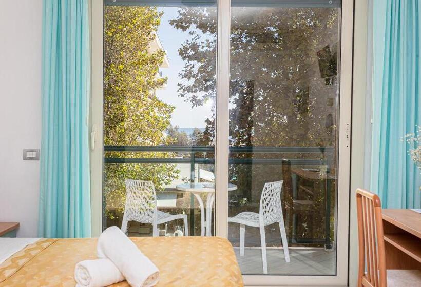 酒店 Gadames   Lunch On The Beach