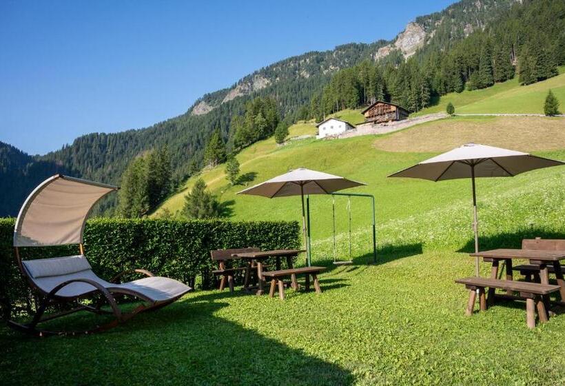 Отель Garni Kostner