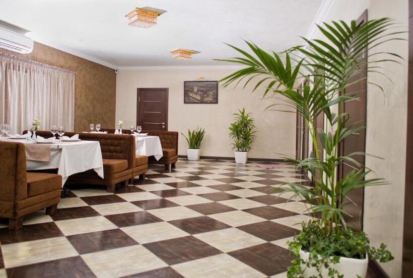 בית מלון כפרי Grand Sport