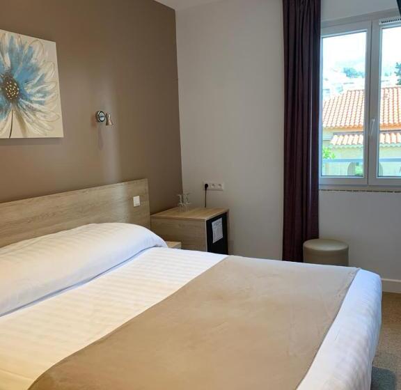 酒店 Hôtel Beau Rivage