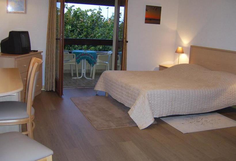 Отель Hôtel Les Pavillons Du Golf