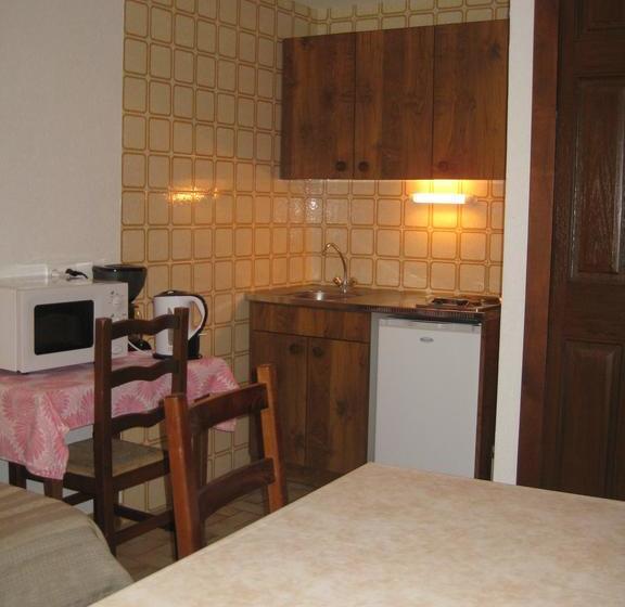 Отель Hôtel Les Pavillons Du Golf