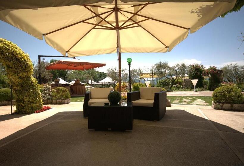 בית מלון כפרי La Grotte