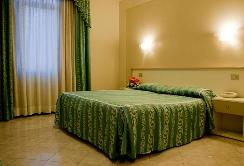 בית מלון כפרי Michelangelo