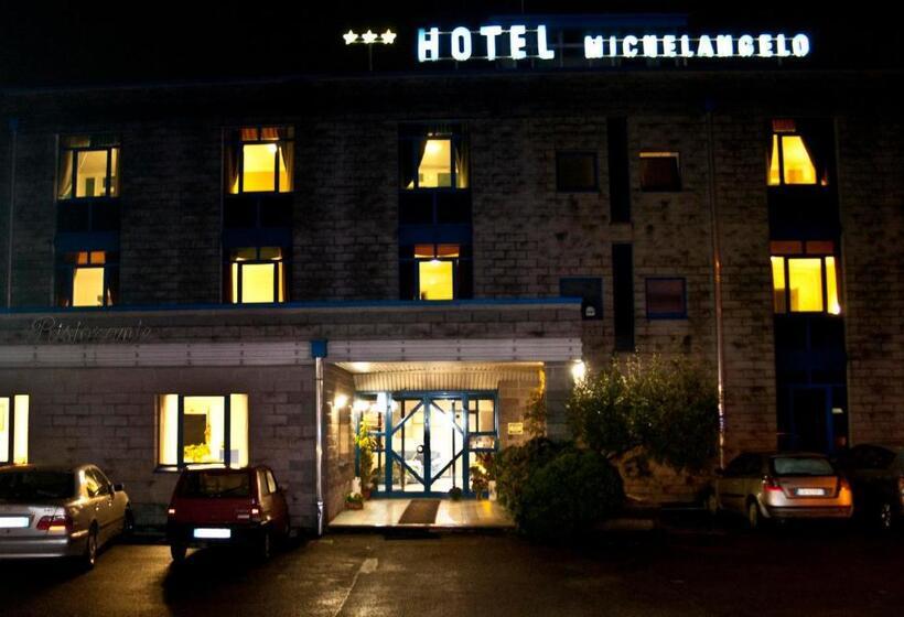 בית מלון כפרי Michelangelo