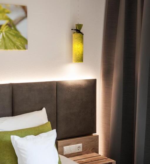 בית מלון כפרי Pfeiss