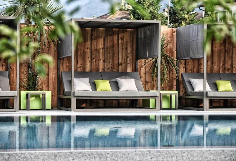 בית מלון כפרי Pfeiss